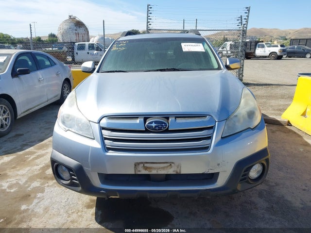 2014 Subaru Outback 2.5i Premium მანქანა იყიდება აუქციონზე, vin: 4S4BRBFC4E3232498, აუქციონის ნომერი: 44996685