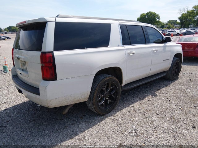 2017 Chevrolet Suburban Lt მანქანა იყიდება აუქციონზე, vin: 1GNSKHKC3HR270248, აუქციონის ნომერი: 44996689
