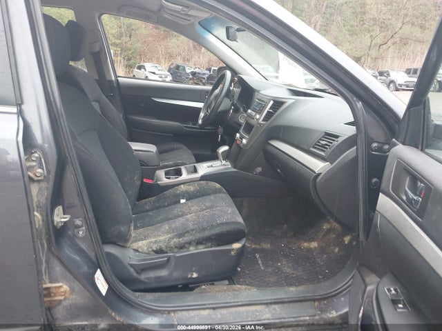 2013 Subaru Outback 2.5i მანქანა იყიდება აუქციონზე, vin: 4S4BRBAC4D3274420, აუქციონის ნომერი: 44996691