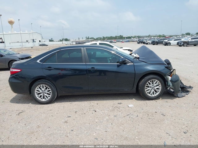 Aukcja sprzedaży 2017 Toyota Camry Le, vin: 4T1BF1FK2HU617745, numer aukcji: 44996692