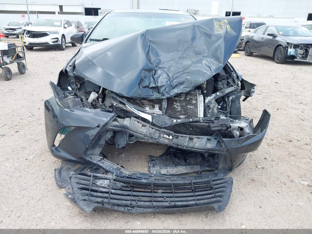 Aukcja sprzedaży 2017 Toyota Camry Le, vin: 4T1BF1FK2HU617745, numer aukcji: 44996692