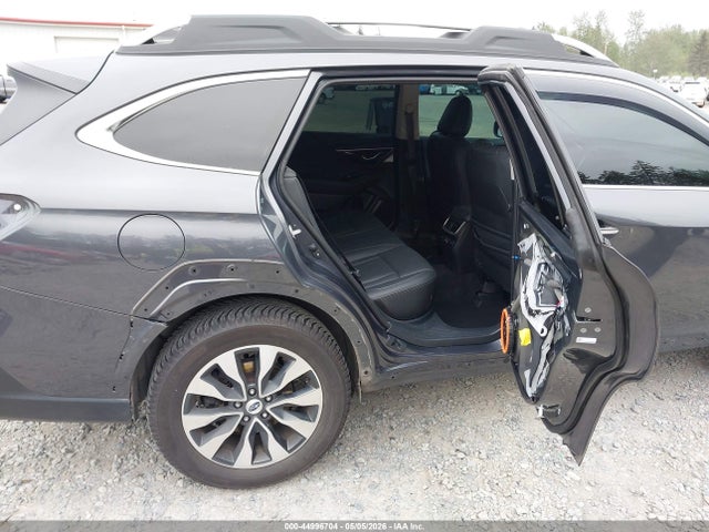 4S4BTGPDXP3181758 Subaru Outback Touring Xt