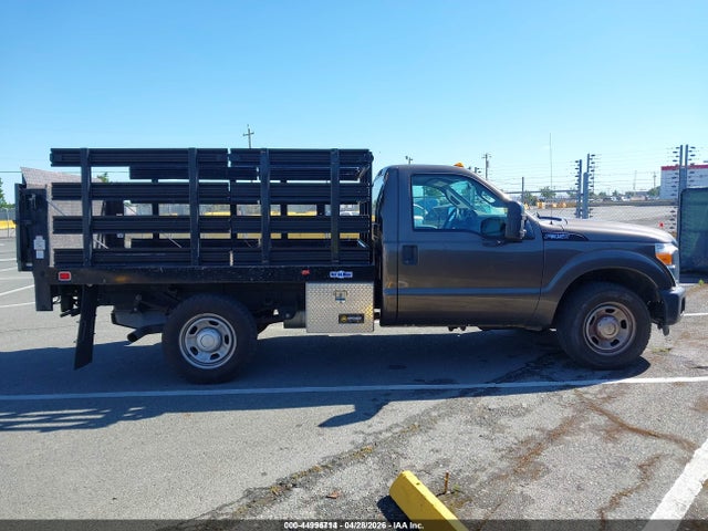 Ford F-350 Chassis Xl 2016 1FDRF3E6XGED31181 Image 14