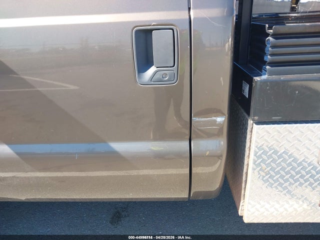 Ford F-350 Chassis Xl 2016 1FDRF3E6XGED31181 Image 6