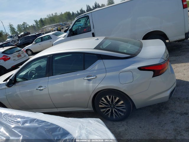 1N4BL4DV9SN366659 Nissan Altima Sv Fwd