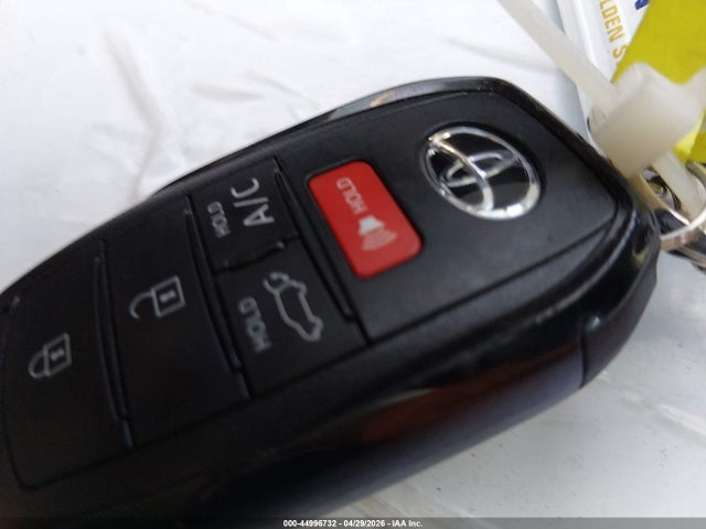 Toyota BZ4X XLE 2024 JTMAAAAA7RA041893 Image 11
