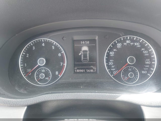 2014 Volkswagen Passat 1.8t Se მანქანა იყიდება აუქციონზე, vin: 1VWBT7A32EC072743, აუქციონის ნომერი: 44996759