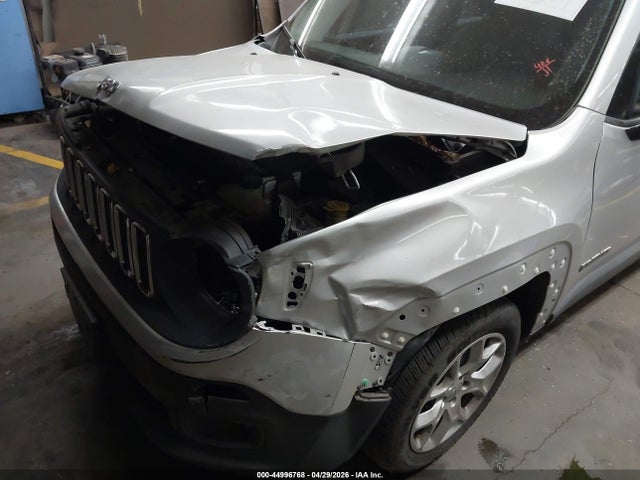 2015 Jeep Renegade Latitude მანქანა იყიდება აუქციონზე, vin: ZACCJABT4FPC12264, აუქციონის ნომერი: 44996768