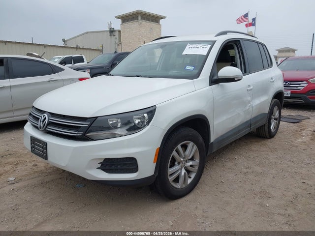 WVGAV7AX8GW597864 Volkswagen TIGUAN S
