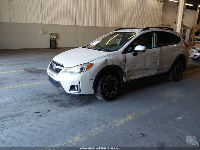 Subaru Crosstrek 2.0i Premium 2016 JF2GPABC7G8271058 Image 2