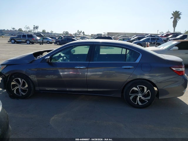 Продажа на аукционе авто 2017 Honda Accord Lx, vin: 1HGCR2F30HA251124, номер лота: 44996807