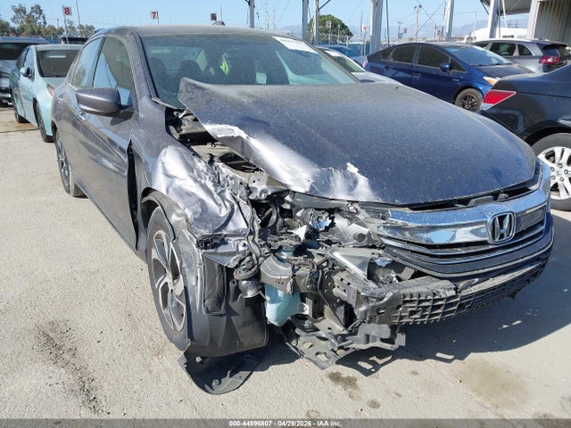 Продажа на аукционе авто 2017 Honda Accord Lx, vin: 1HGCR2F30HA251124, номер лота: 44996807