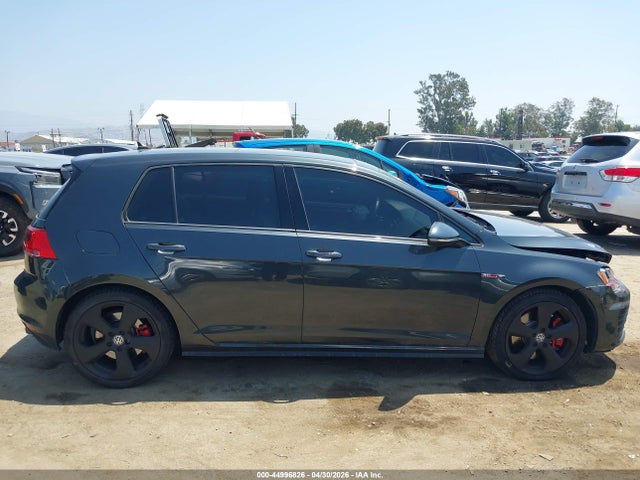 44996826 :رقم المزاد ، 3VW447AU9GM034393 vin ، 2016 Volkswagen Golf Gti Se W/performance Package 4-door مزاد بيع