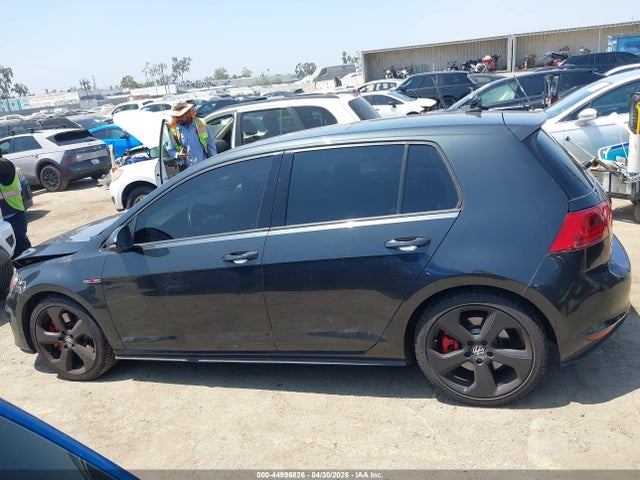 44996826 :رقم المزاد ، 3VW447AU9GM034393 vin ، 2016 Volkswagen Golf Gti Se W/performance Package 4-door مزاد بيع