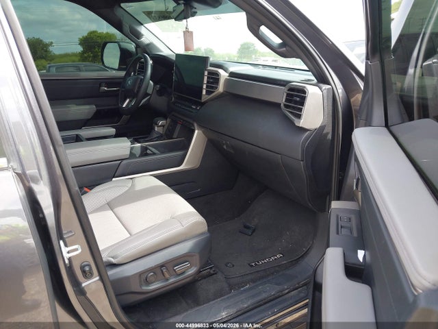 Продажа на аукционе авто 2025 Toyota Tundra Limited, vin: 5TFJA5DB8SX253412, номер лота: 44996833