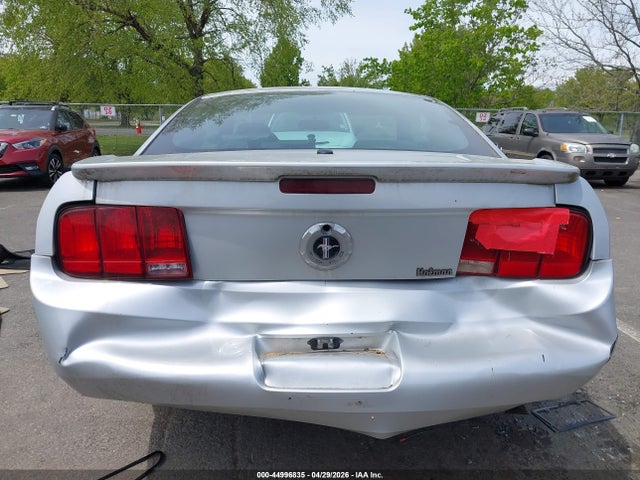 Продажа на аукционе авто 2007 Ford Mustang V6 Deluxe/v6 Premium, vin: 1ZVFT80N175244052, номер лота: 44996835
