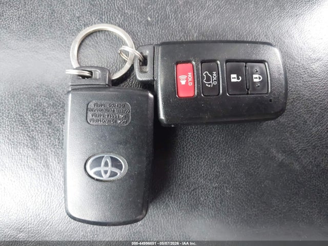 Продажа на аукционе авто 2017 Toyota Highlander Xle, vin: 5TDJZRFH7HS435151, номер лота: 44996851