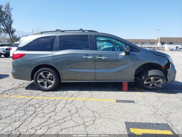 Honda Odyssey Touring 2018 5FNRL6H89JB009147 Image 12