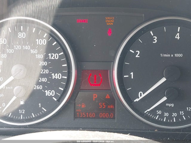44996900 :رقم المزاد ، WBAVB13576KX39003 vin ، 2006 Bmw 325i مزاد بيع