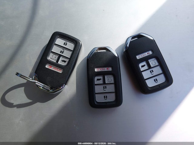 5J6RW1H57NA023010 Honda CR-V EX