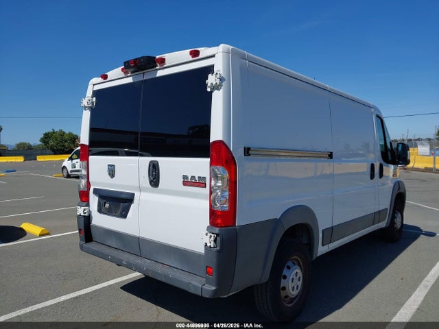 3C6TRVAG5JE147328 RAM Promaster 1500 Low Roof 136 Wb