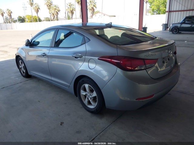 Hyundai ELANTRA SE 2015 5NPDH4AE2FH628391 Image 3