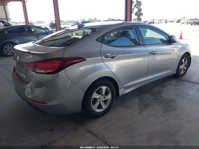 Hyundai ELANTRA SE 2015 5NPDH4AE2FH628391 Image 4