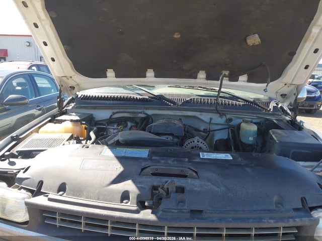 Продажа на аукционе авто 2000 Chevrolet Silverado 2500 Lt, vin: 1GCGK29U0YE237659, номер лота: 44996939