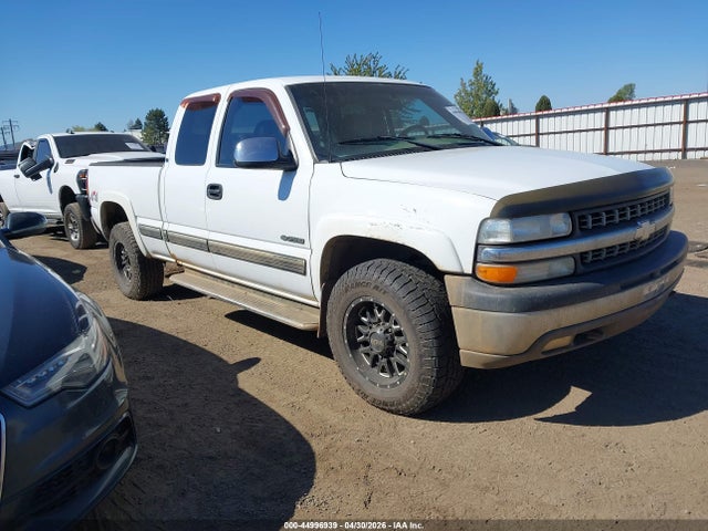 Продажа на аукционе авто 2000 Chevrolet Silverado 2500 Lt, vin: 1GCGK29U0YE237659, номер лота: 44996939
