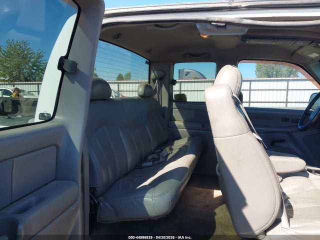 Продажа на аукционе авто 2000 Chevrolet Silverado 2500 Lt, vin: 1GCGK29U0YE237659, номер лота: 44996939