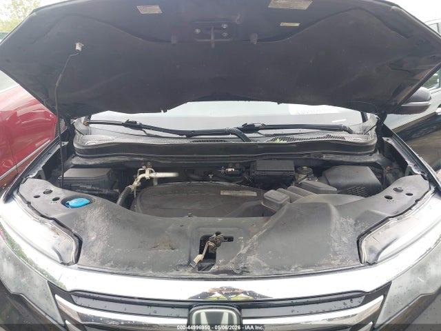 Продаж на аукціоні авто 2016 Honda Pilot Touring, vin: 5FNYF6H97GB069769, номер лоту: 44996950