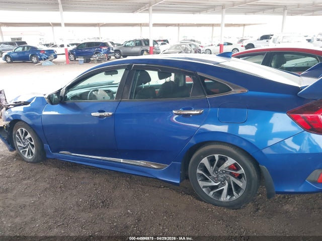 Продаж на аукціоні авто 2018 Honda Civic Ex, vin: 2HGFC2F75JH592642, номер лоту: 44996975