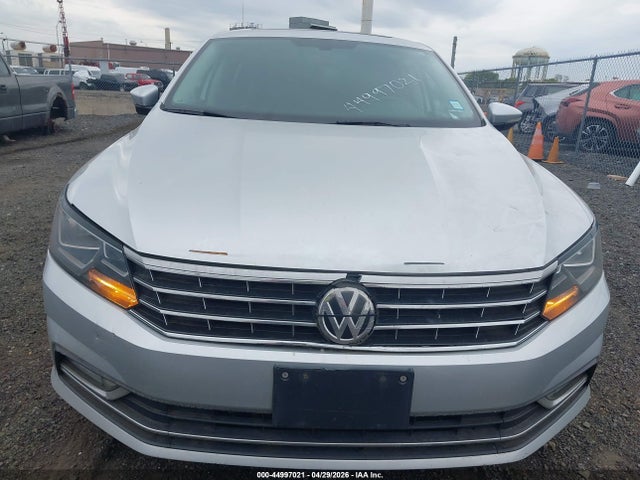 Продаж на аукціоні авто 2016 Volkswagen Passat 1.8t Se, vin: 1VWBT7A3XGC016200, номер лоту: 44997021
