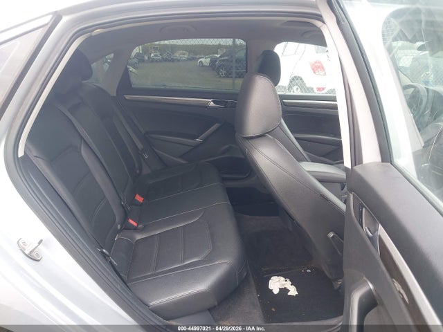 Продаж на аукціоні авто 2016 Volkswagen Passat 1.8t Se, vin: 1VWBT7A3XGC016200, номер лоту: 44997021