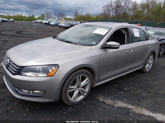 Продаж на аукціоні авто 2013 Volkswagen Passat 2.0l Tdi Sel Premium, vin: 1VWCN7A30DC024705, номер лоту: 44997025