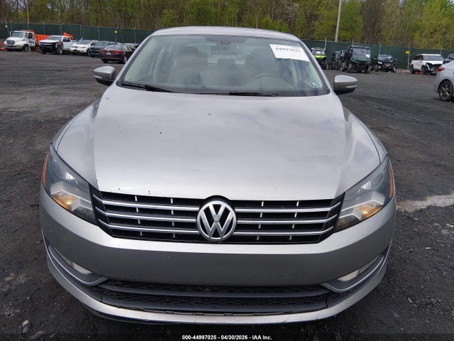 Продаж на аукціоні авто 2013 Volkswagen Passat 2.0l Tdi Sel Premium, vin: 1VWCN7A30DC024705, номер лоту: 44997025