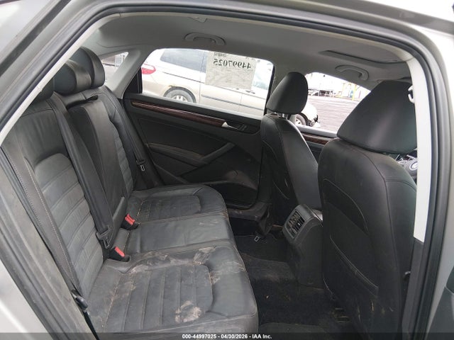 Продаж на аукціоні авто 2013 Volkswagen Passat 2.0l Tdi Sel Premium, vin: 1VWCN7A30DC024705, номер лоту: 44997025