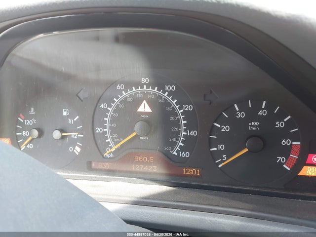 Продажа на аукционе авто 1999 Mercedes-benz Clk 320, vin: WDBLK65G0XT008851, номер лота: 44997036