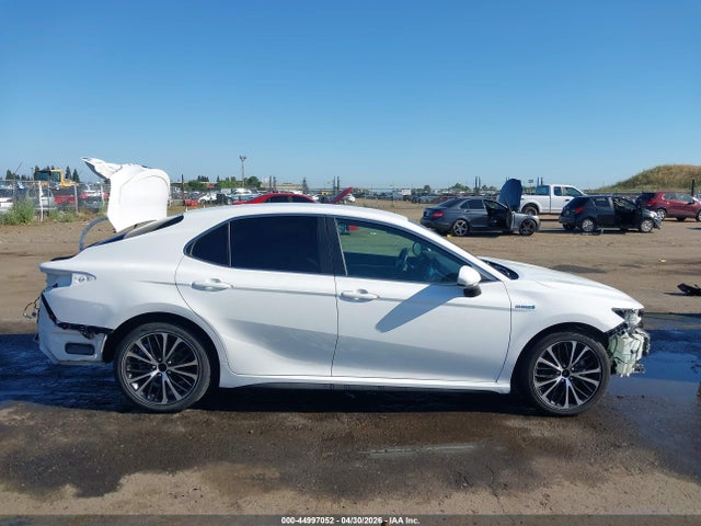 4T1B21HK3JU508757 Toyota Camry Hybrid Se
