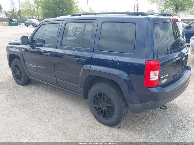 2017 Jeep Patriot Latitude 4x4 მანქანა იყიდება აუქციონზე, vin: 1C4NJRFB5HD133938, აუქციონის ნომერი: 44997055