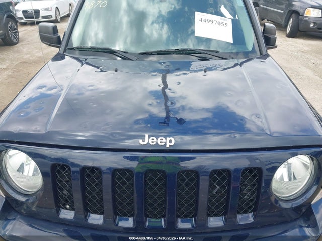 2017 Jeep Patriot Latitude 4x4 მანქანა იყიდება აუქციონზე, vin: 1C4NJRFB5HD133938, აუქციონის ნომერი: 44997055