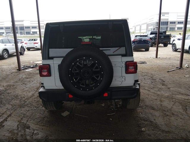 44997067 :رقم المزاد ، 1C4HJXEG2JW138765 vin ، 2018 Jeep Wrangler Unlimited Sahara 4x4 مزاد بيع