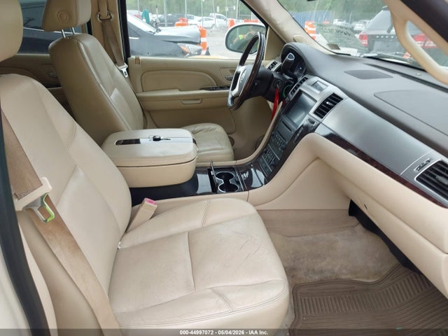 2007 Cadillac Escalade Standard მანქანა იყიდება აუქციონზე, vin: 1GYFK63847R337098, აუქციონის ნომერი: 44997072