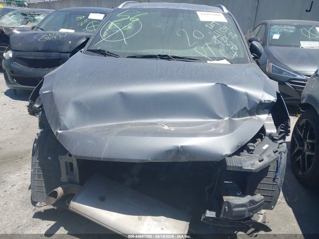 KM8J3CA46GU053931 Hyundai TUCSON SE