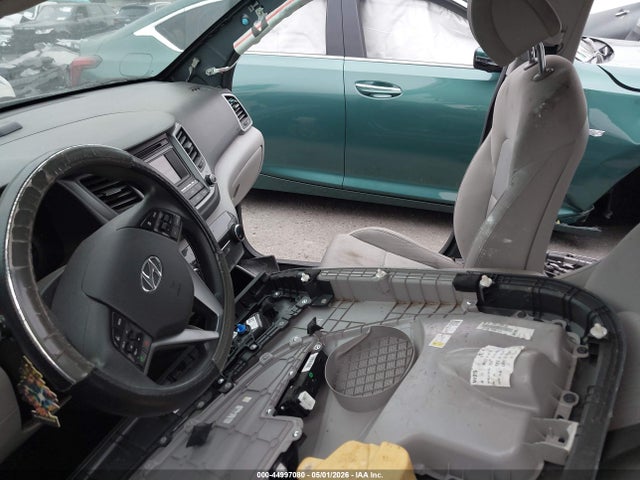 KM8J3CA46GU053931 Hyundai TUCSON SE