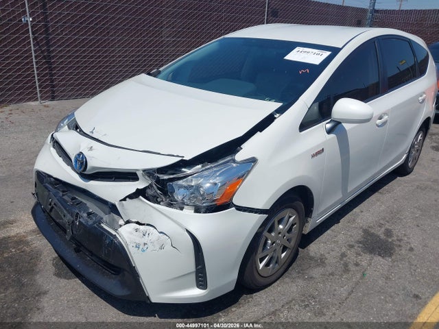 JTDZN3EUXGJ052097 Toyota Prius V Two