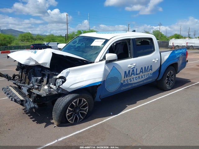 5TFAX5GN4HX084664 Toyota Tacoma Sr5