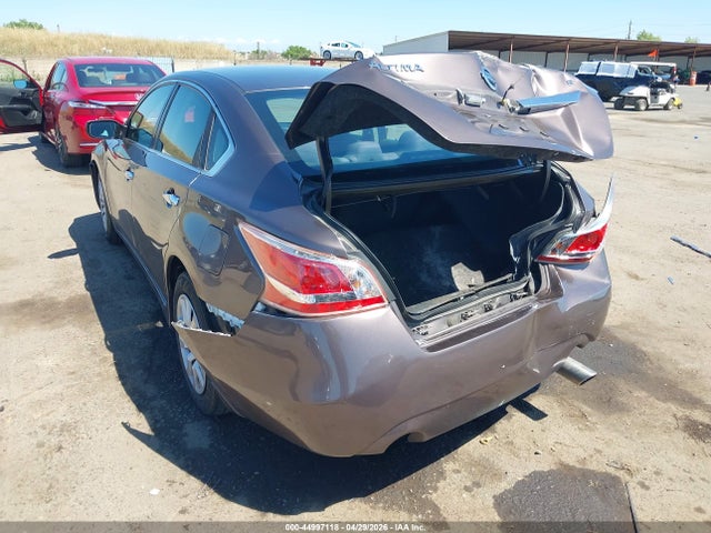 Nissan Altima 2.5 S 2015 1N4AL3AP4FC102133 Image 3