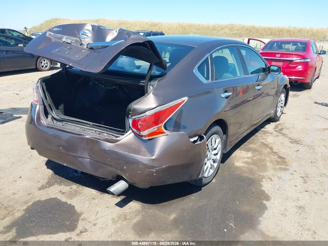 Nissan Altima 2.5 S 2015 1N4AL3AP4FC102133 Image 4