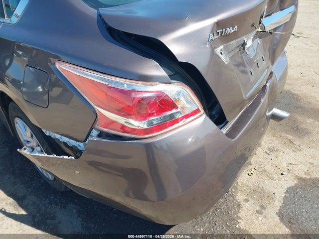 Nissan Altima 2.5 S 2015 1N4AL3AP4FC102133 Image 6
